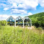 Mosel - Design-ferienhaeuser In - Direkt Am Weinberg بيت للعطل Pommern