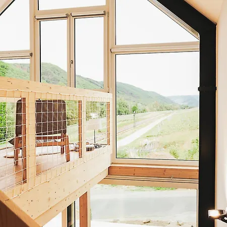 Mosel - Design-ferienhaeuser - Terrasse Und Traumblick, Naehe Cochem - Direkt Am Weinberg, Mitte Mit Sauna Pommern