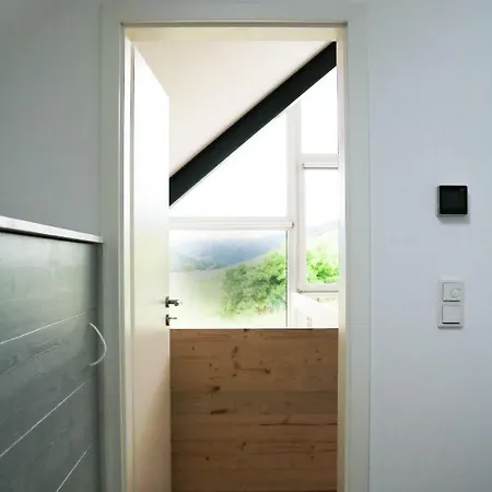 Mosel - Design-ferienhäuser Mit Sauna&weinblick In - Direkt Am Weinberg Pommern